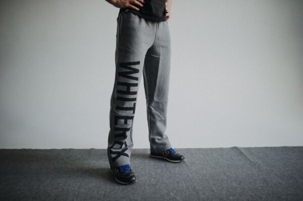 PANTS. GREY. L